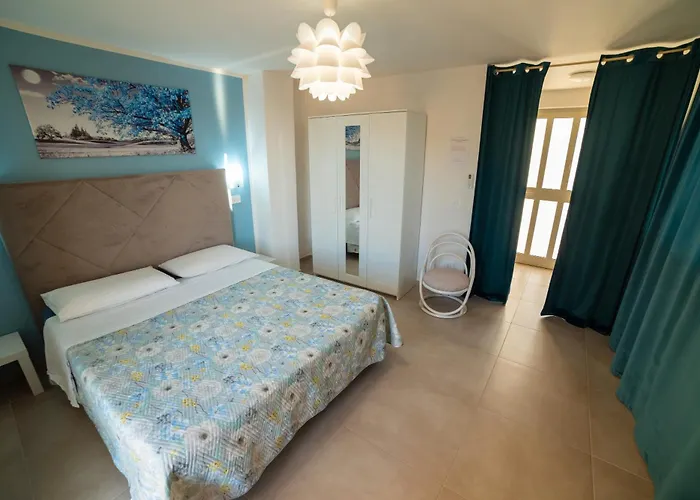 فندق مبيت وإفطار L'eco Del Mare أغروبولي