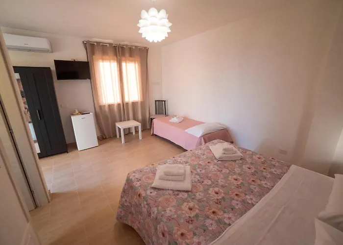 فندق مبيت وإفطار L'eco Del Mare أغروبولي