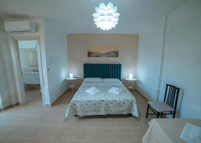 فندق مبيت وإفطار L'eco Del Mare أغروبولي